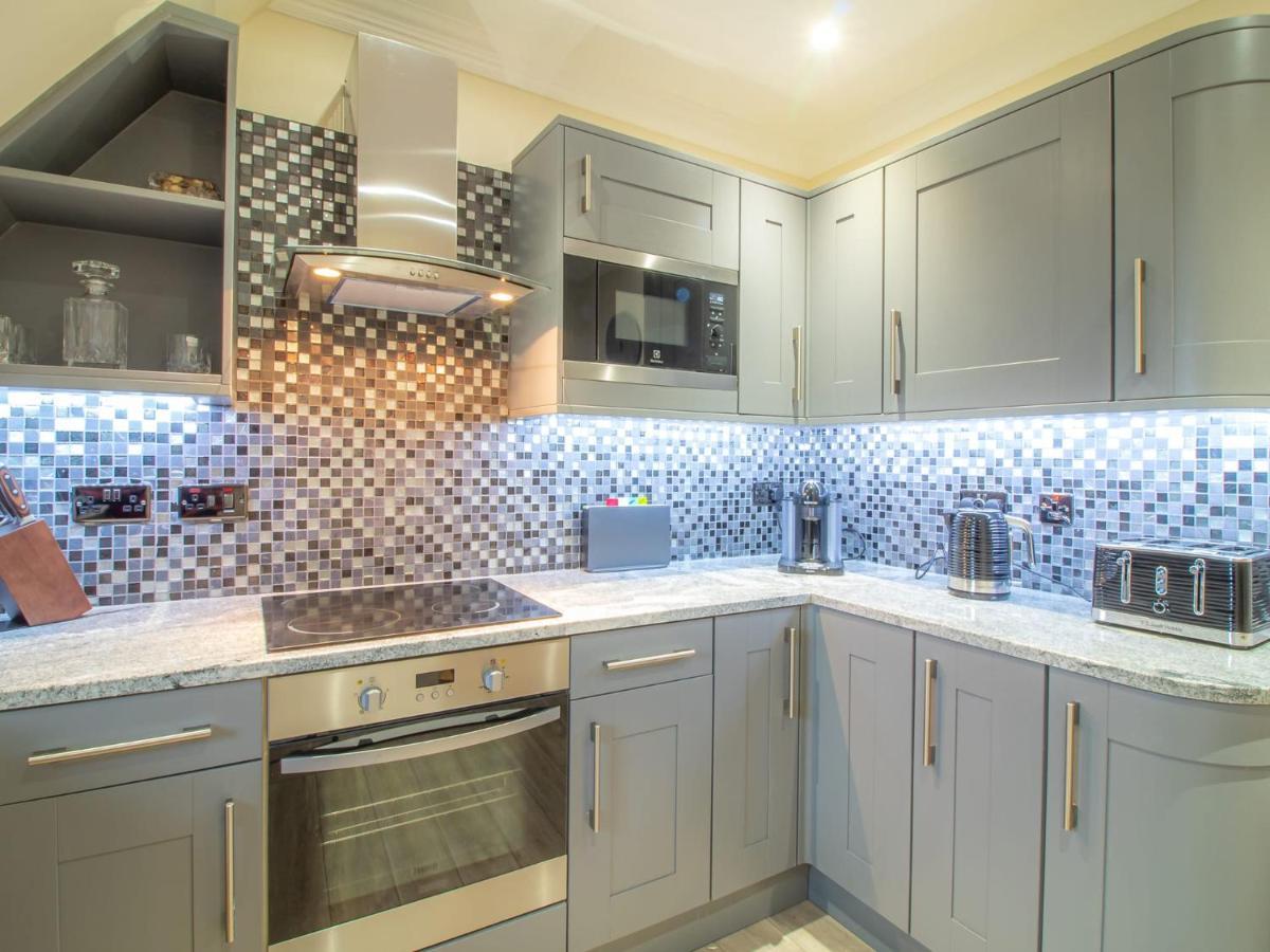 Luxury Royal Mile Apartment By The Castle - Sleeps 4 Edimburgo Exterior foto